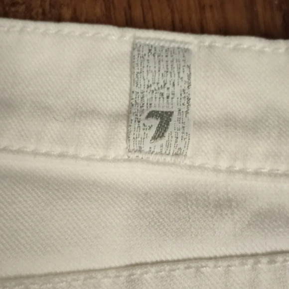 For All Mankind White Denim Distressed Cut Off Shorts QQQ - Picture 4 of 5